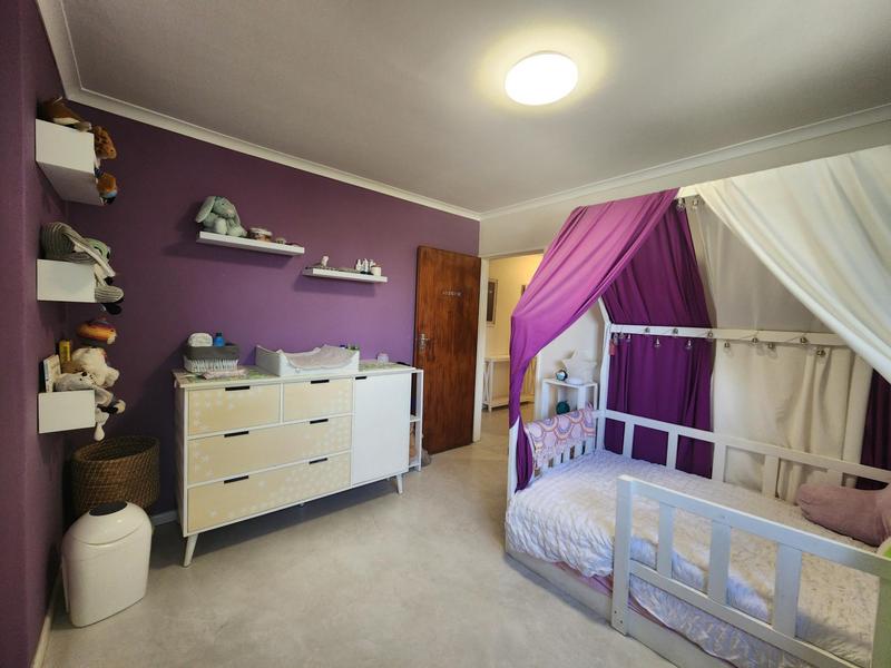 4 Bedroom Property for Sale in Die Wingerd Western Cape